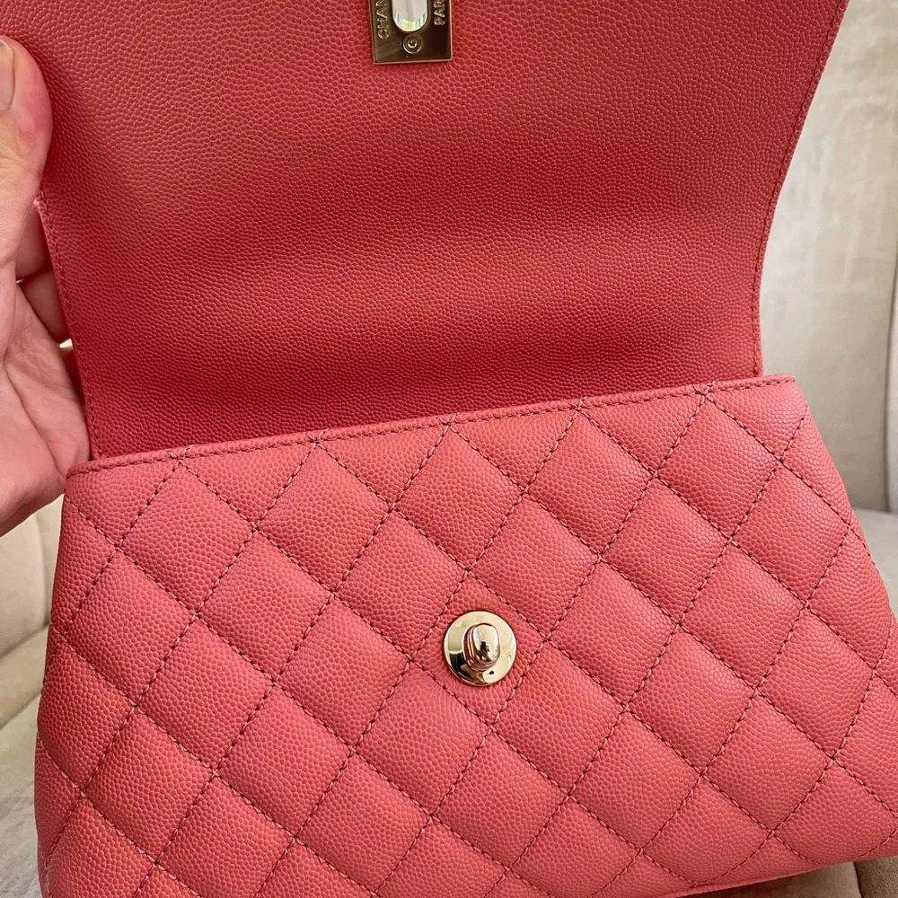 NEW CHANEL 22A Pink Caviar Small/ Old Mini Coco Handle Flap w/ receipt - Picture 12 of 15
